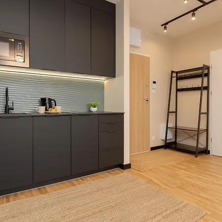 Praga With Parking Podskarbinska By Renters Apartment Warsaw